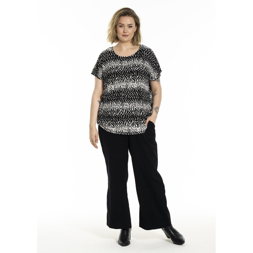 Gozzip Woman Gitte T-shirt with print T-Shirt Black/White